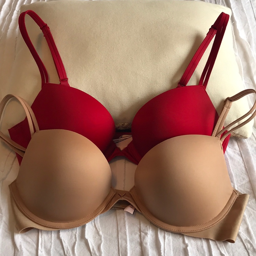 Victoria’s Secret bras
